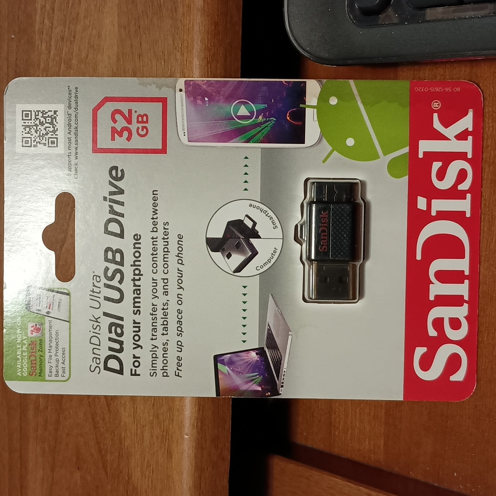 SanDisk Dual USB Drive 32GB flash drive